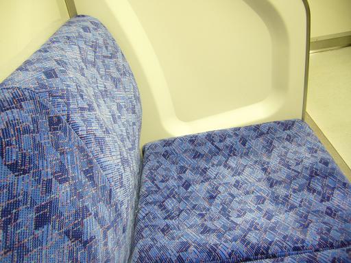 東武鉄道50050系ニューバージョンのシートモケット.JPG