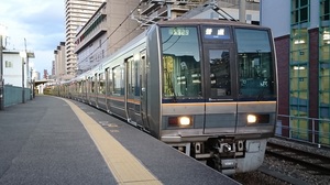 和田岬線207系