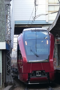 近畿日本鉄道80000系ひのとり